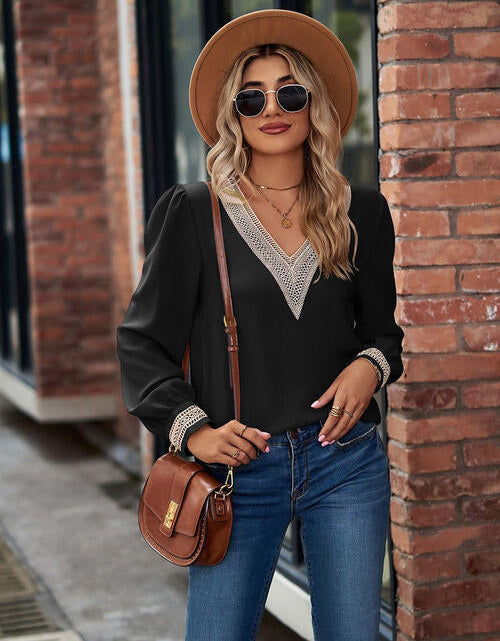 Load image into Gallery viewer, V-Neck Lace Detail Long Sleeve Top
