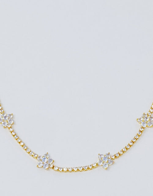 Load image into Gallery viewer, Stella Shiny Flower Necklace by Ellisonyoung.com

