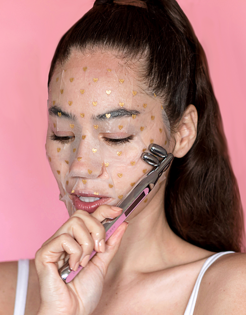 Load image into Gallery viewer, Bio-Magnetic Sheet Mask [Hyaluronic Acid Rose Serum] by Dreambox Beauty
