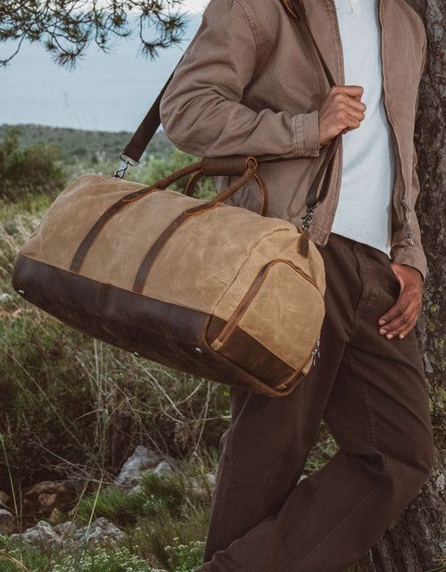 Load image into Gallery viewer, Weekender Bag
