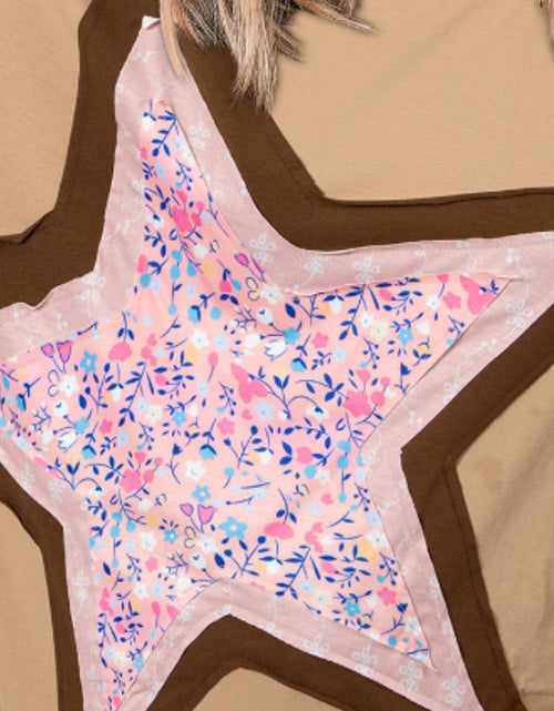 Load image into Gallery viewer, Star Applique Patch Round Neck T-Shirt
