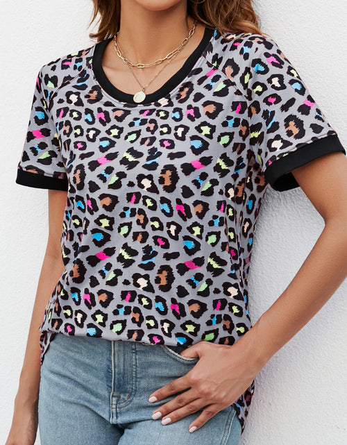 Load image into Gallery viewer, Leopard Round Neck Short Sleeve Tee Shirt
