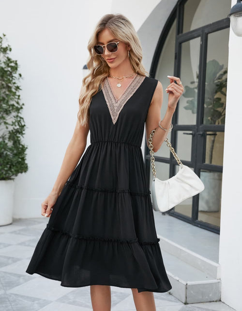 Load image into Gallery viewer, Contrast V-Neck Sleeveless Tiered Dress
