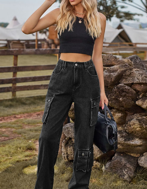 Load image into Gallery viewer, Loose Fit Long Jeans with Pockets
