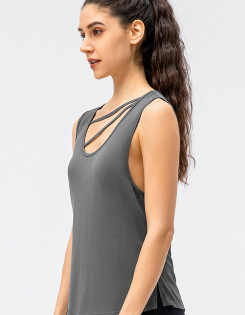 Load image into Gallery viewer, Cutout Reversible Active Tank
