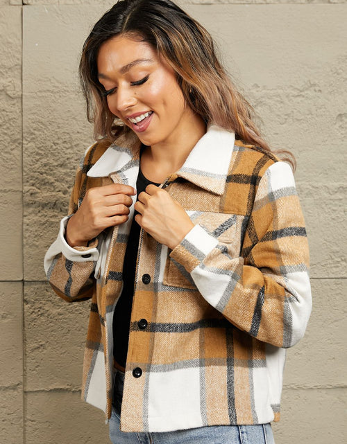 Load image into Gallery viewer, Plaid Collared Neck Jacket with Breast Pockets
