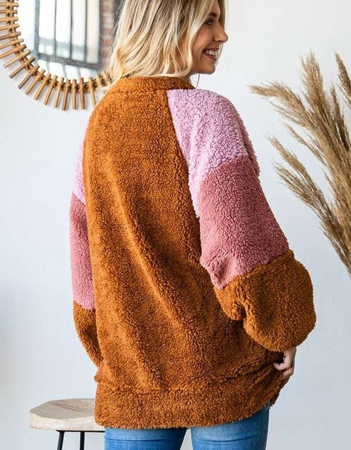 Load image into Gallery viewer, Culture Code Color Block Faux Fur Raglan Sleeve Sweatshirt
