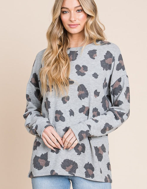 Load image into Gallery viewer, BOMBOM Leopard Drop Shoulder T-Shirt
