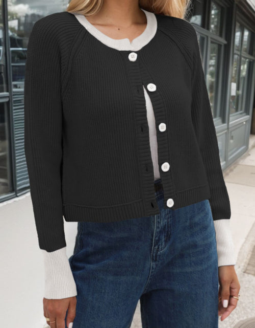 Load image into Gallery viewer, Contrast Button Up Long Sleeve Cardigan
