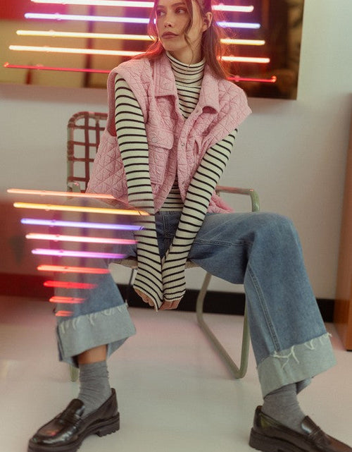 Load image into Gallery viewer, Annie Wear Texture Quilted Snap Down Vest Coat
