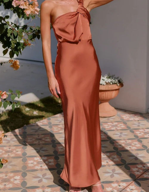 Load image into Gallery viewer, One Shoulder Sleeveless Maxi Dress
