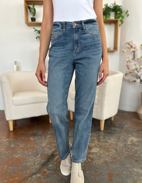 Load image into Gallery viewer, Judy Blue Full Size High Waist Straight Jeans
