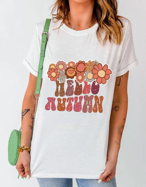 Load image into Gallery viewer, Flower &amp; Letter Graphic Round Neck Short Sleeve T-Shirt
