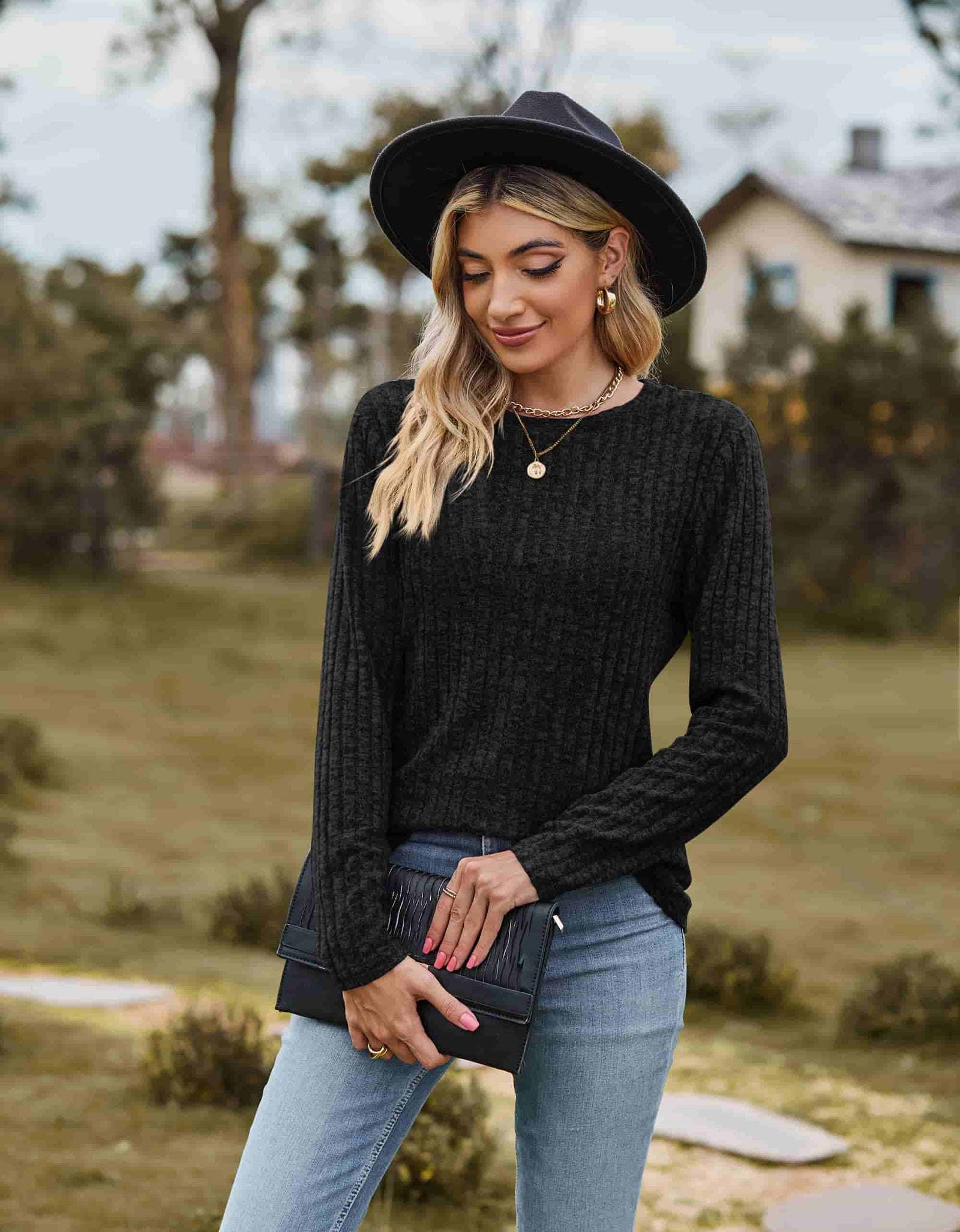Ribbed Round Neck Long Sleeve Tee