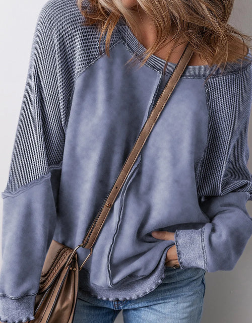 Load image into Gallery viewer, Exposed Seam Long Sleeve Sweatshirt
