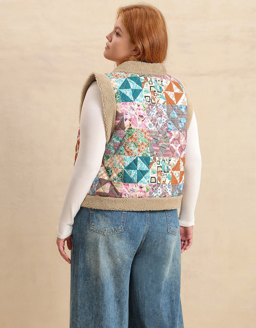 Load image into Gallery viewer, Plus Size Printed Sherpa Vest Coat
