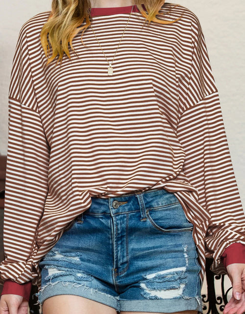 Load image into Gallery viewer, Contrast Striped Long Sleeve Sweatshirt
