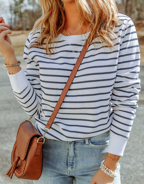 Load image into Gallery viewer, Striped Long Sleeve Round Neck Top
