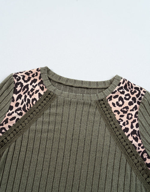 Load image into Gallery viewer, Leopard Round Neck Long Sleeve T-Shirt
