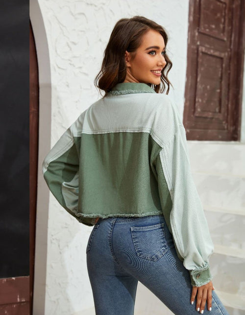 Load image into Gallery viewer, Color Block Crop Jacket with Pockets
