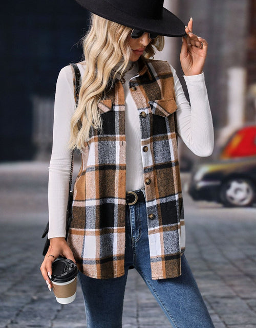 Load image into Gallery viewer, Plaid Button Up Vest Coat
