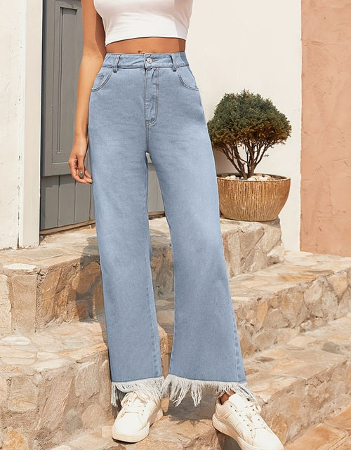 Load image into Gallery viewer, Raw Hem Bootcut Jeans with Pockets
