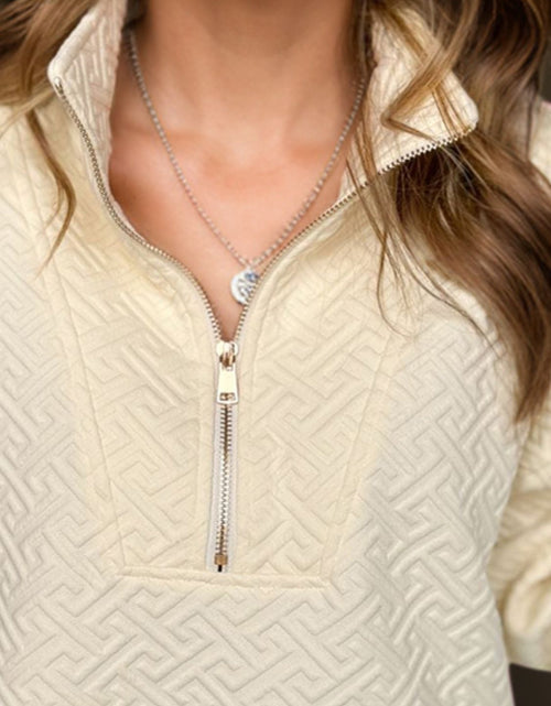 Load image into Gallery viewer, Textured Half Zip Long Sleeve Sweatshirt
