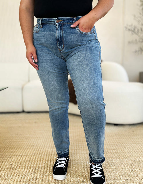 Load image into Gallery viewer, Judy Blue Full Size Mid Rise Rigid Magic Release Hem Jeans
