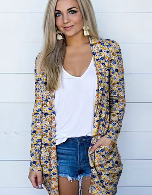 Load image into Gallery viewer, Printed Long Sleeve Cardigan
