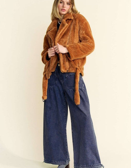 Load image into Gallery viewer, Davi &amp; Dani Fuzzy Zip Up Collared Neck Jacket
