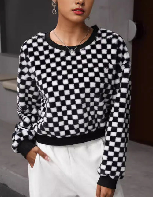 Load image into Gallery viewer, Plaid Round Neck Long Sleeve Sweatshirt
