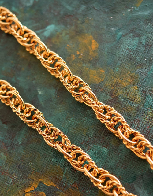 Load image into Gallery viewer, Vintage Oscar De La Renta 24 Inch Gold Tone Link Chain Necklace Size: G by PVD Vintage Jewelry
