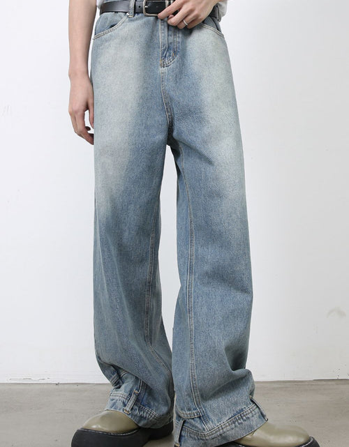 Load image into Gallery viewer, Men's Washed Loose Jeans with Pockets
