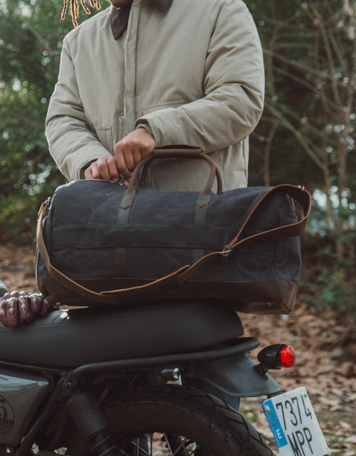 Load image into Gallery viewer, Weekender Bag

