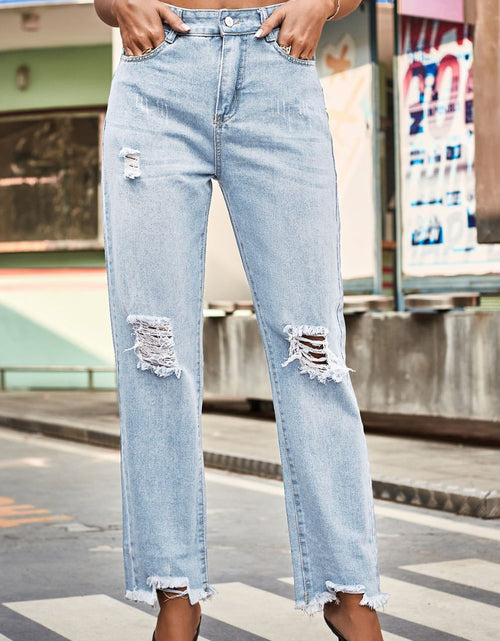 Load image into Gallery viewer, Distressed Buttoned Loose Fit Jeans

