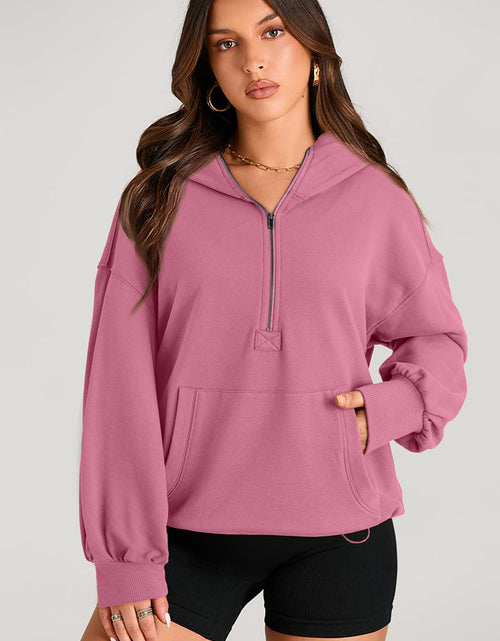 Load image into Gallery viewer, Pocketed Half Zip Long Sleeve Hoodie
