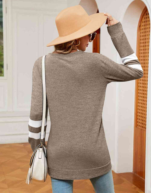 Load image into Gallery viewer, Round Neck Long Sleeve Top
