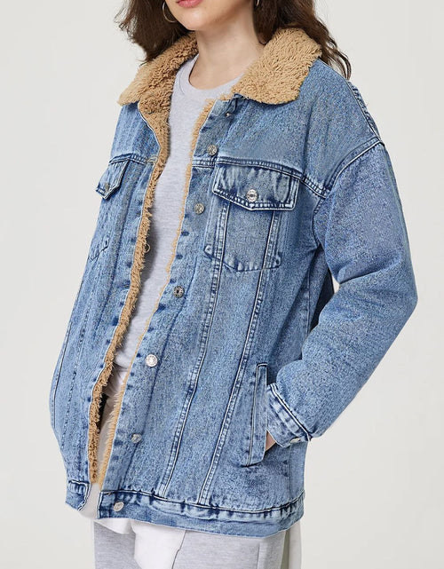 Load image into Gallery viewer, Button Up Collared Neck Plush Denim Jacket
