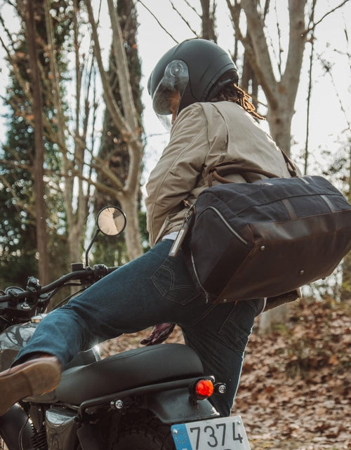 Load image into Gallery viewer, Weekender Bag
