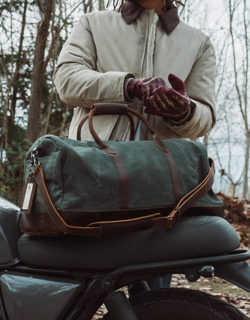 Load image into Gallery viewer, Weekender Bag
