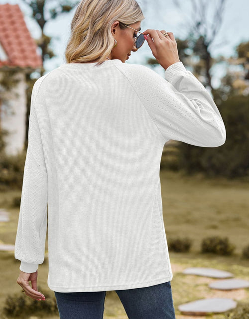 Load image into Gallery viewer, Round Neck Raglan Sleeve Sweatshirt
