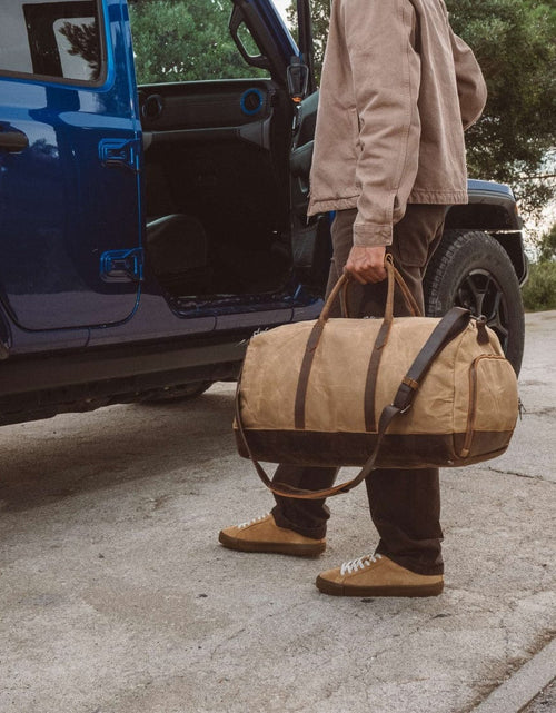 Load image into Gallery viewer, Weekender Bag
