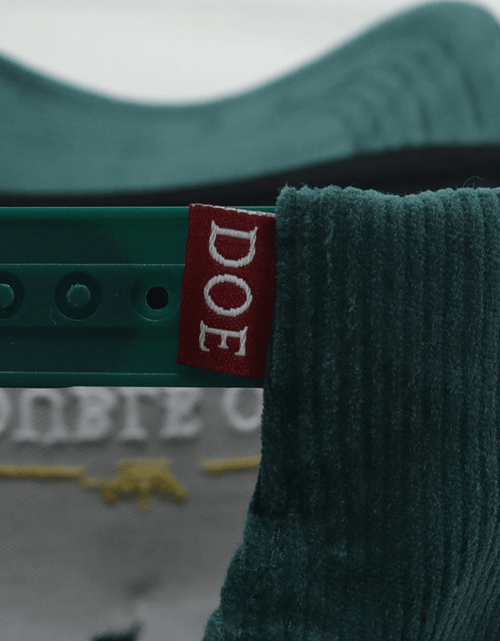 Load image into Gallery viewer, Double Oak Heritage Hat
