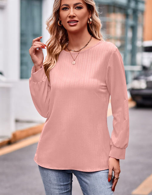 Load image into Gallery viewer, Round Neck Long Sleeve Tee

