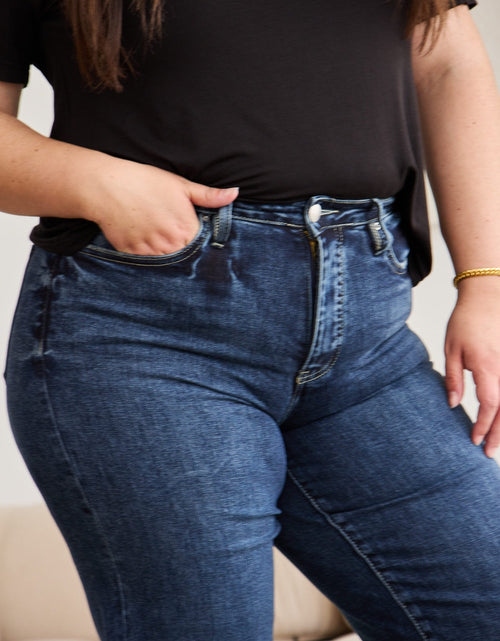 Load image into Gallery viewer, RFM Full Size Tummy Control High Waist Raw Hem Jeans
