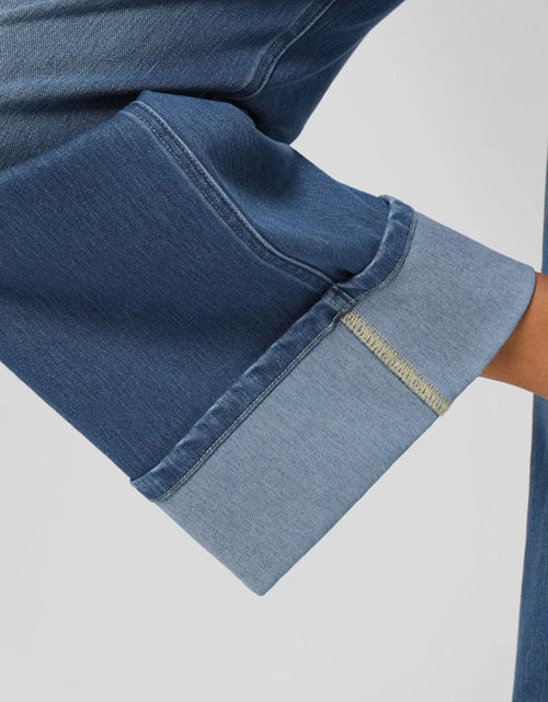 Load image into Gallery viewer, High Rise Rolled Straight Leg Jeans
