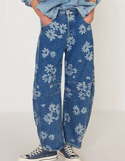 Load image into Gallery viewer, Flower Print Wide Leg Jeans

