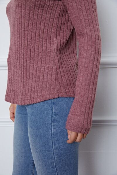 Load image into Gallery viewer, Lace Detail Long Sleeve T-Shirt
