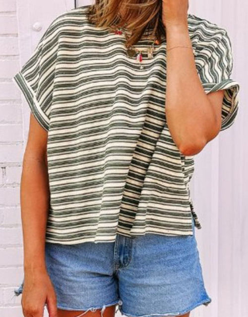 Load image into Gallery viewer, Stripe Textured Side Slit Crew Neck T-Shirt
