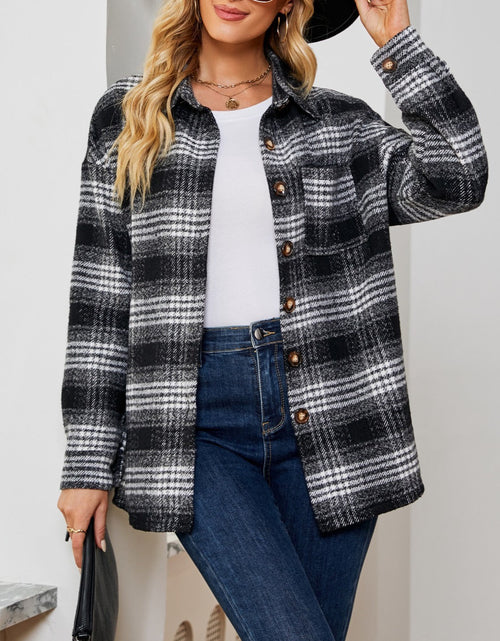 Load image into Gallery viewer, Plaid Collared Shirt Jacket
